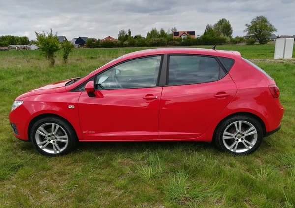 Seat Ibiza cena 18300 przebieg: 195000, rok produkcji 2011 z Poznań małe 466